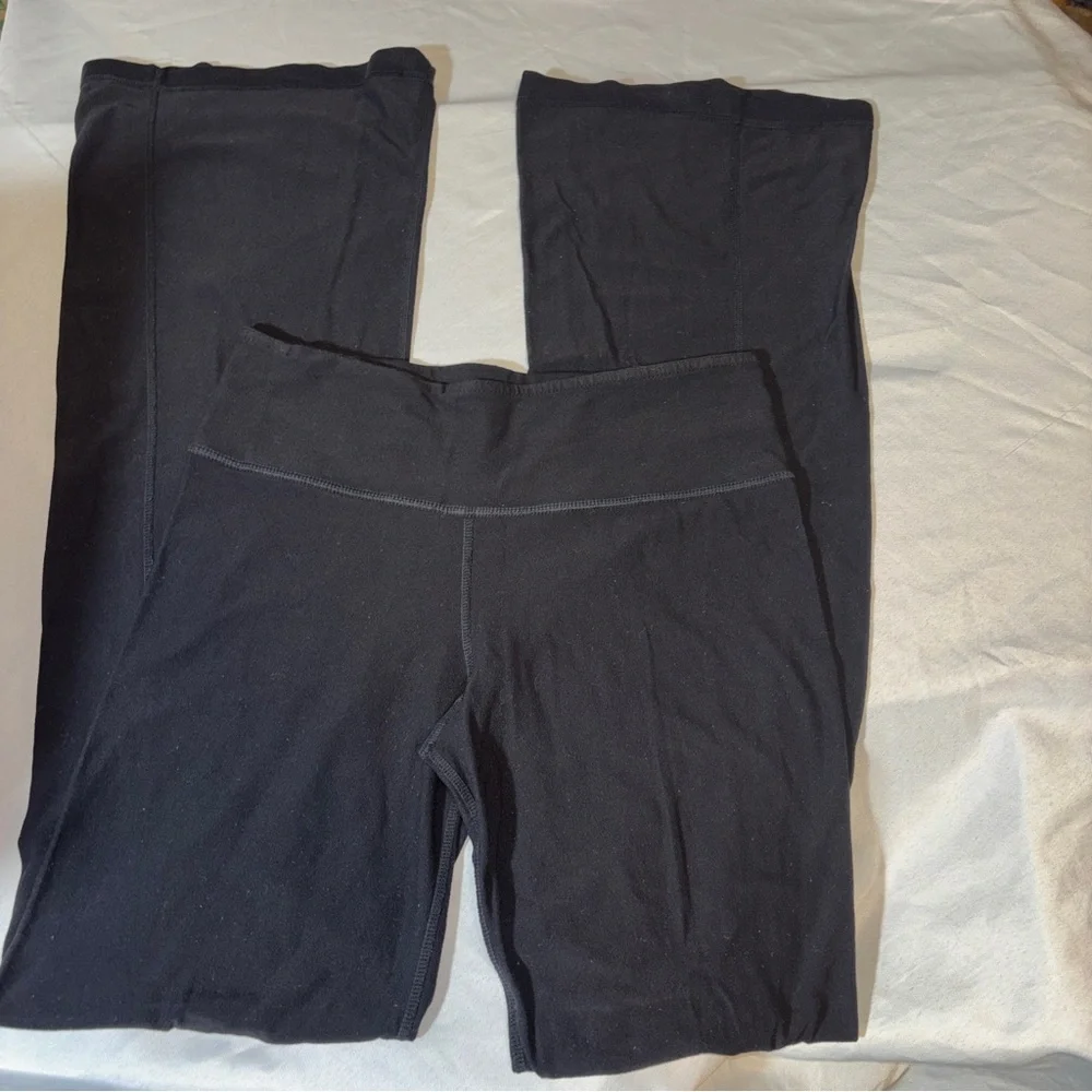 RARE vintage Lululemon flare bottom yoga pants size 4